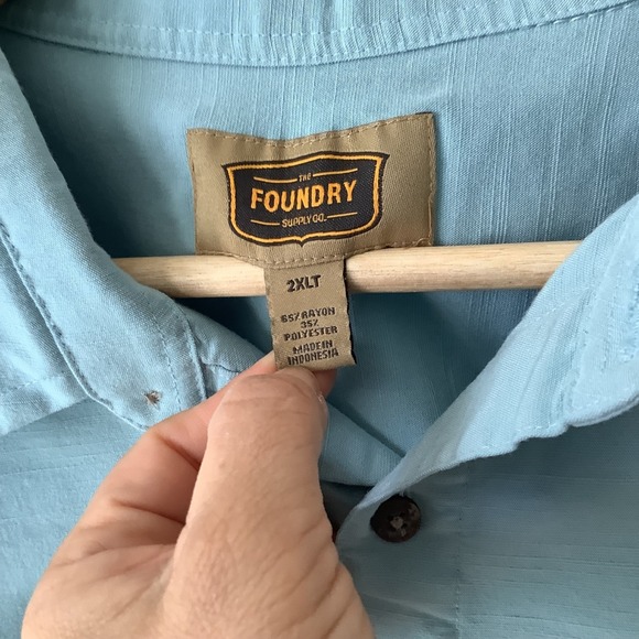 The Foundry Supply Co 2XLT Light Blue Short Sleeve Button Down Shirt - Picture 3 of 8